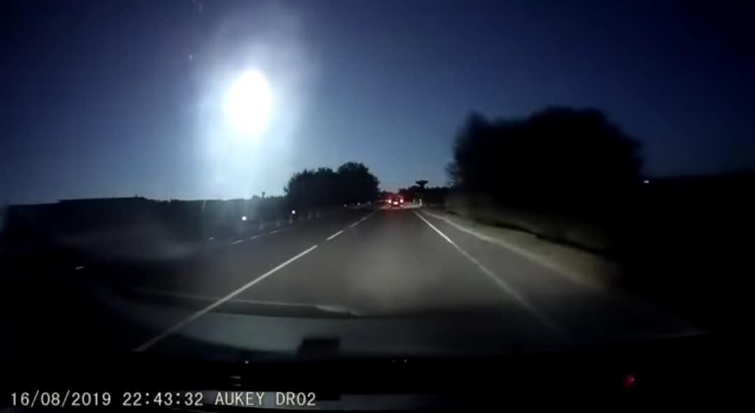 Hatalmas meteor száguldott át Szardínia felett! (Videó) 1
