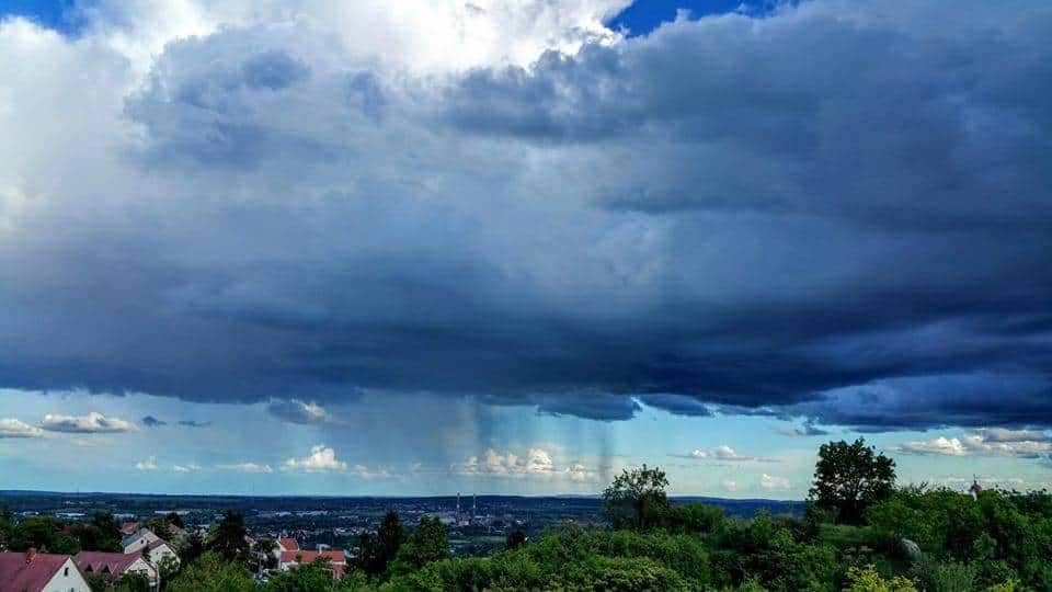 Cumulonimbus virga (Cb vir)