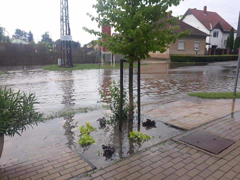 Röszkét a felhőszakadás után elöntötte a víz!