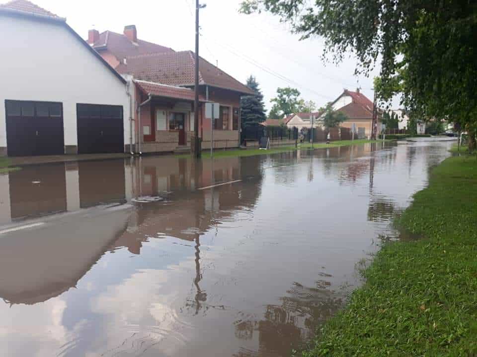 Röszkét a felhőszakadás után elöntötte a víz!