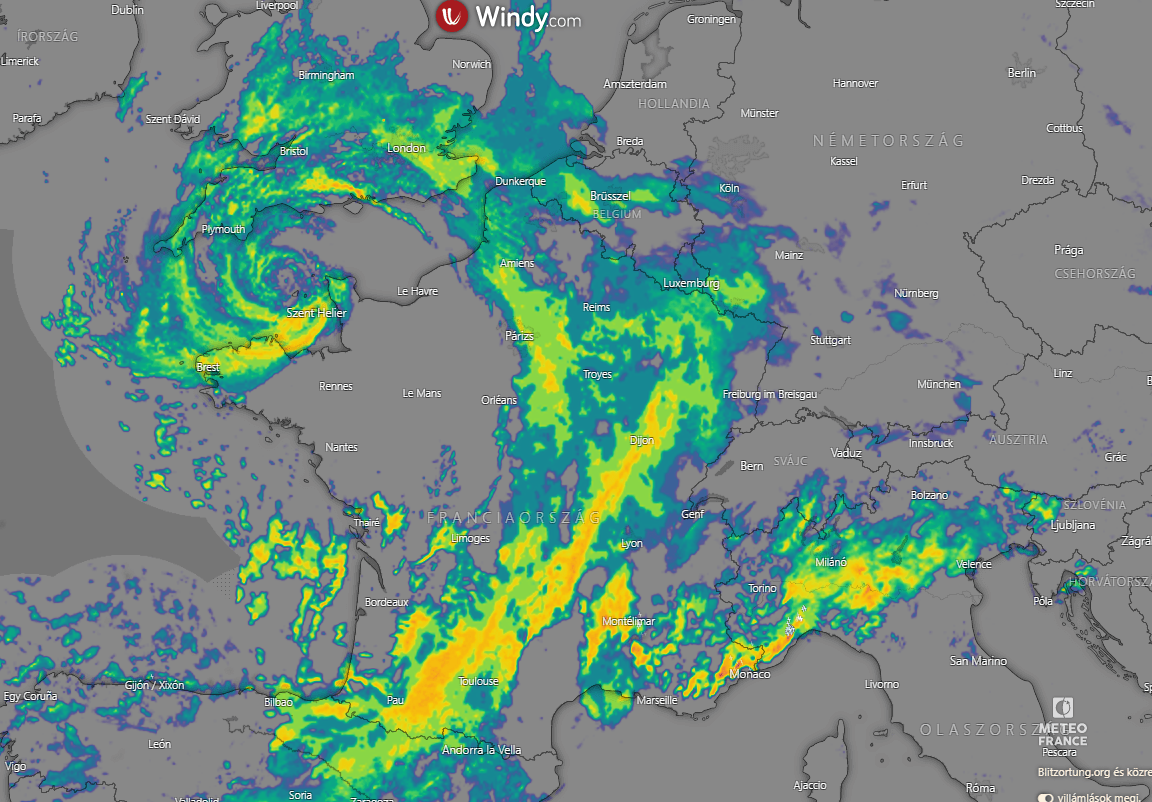 Az Alex névre keresztelt viharciklon radarképe.