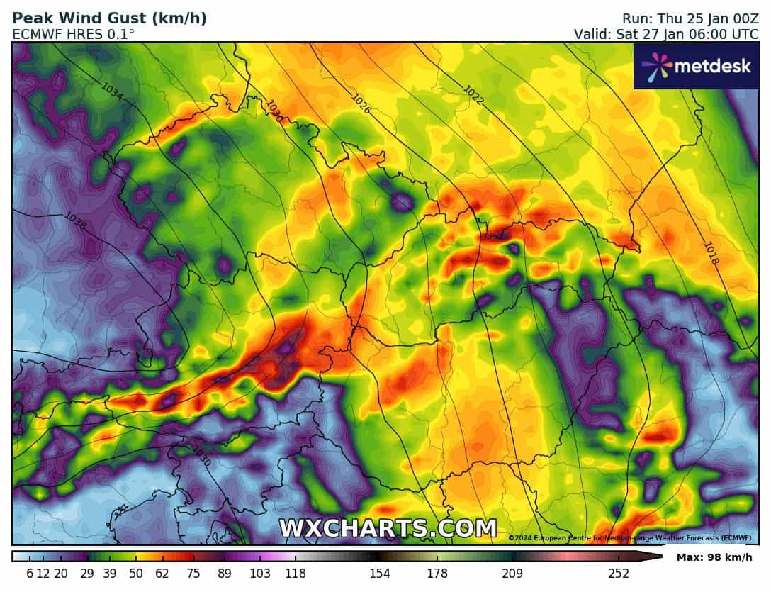 A várható szélvihar az ECMWF előrejelzése alapján.